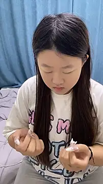 Snapshot of fang-101 chatting on 06-26-26, 12:42 fang-101 online show from 06-26-26, 12:42