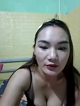 Snapshot of Voiva11 chatting on 07-05-26, 02:40 Voiva11 online show from 07-05-26, 02:40