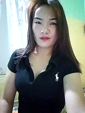 Snapshot of Voiva11 chatting on 07-23-26, 10:29 Voiva11 online show from 07-23-26, 10:29