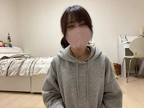Snapshot of Sakura_Mochi38 chatting on 06-25-26, 12:53 Sakura Mochi38 online show from 06-25-26, 12:53