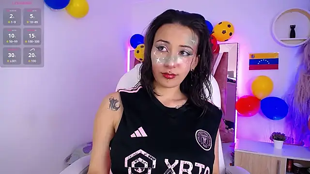 Camiila  1 online show from 06-17-26, 11:45