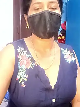Snapshot of tamil_sarah chatting on 06-30-26, 04:24 tamil sarah online show from 06-30-26, 04:24