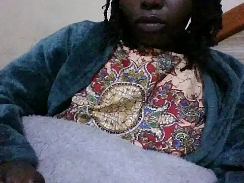Snapshot of lucyswee chatting on 07-11-26, 06:16 lucyswee online show from 07-11-26, 06:16