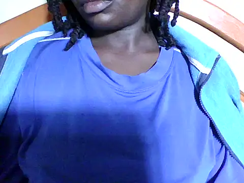 Snapshot of lucyswee chatting on 07-16-26, 06:19 lucyswee online show from 07-16-26, 06:19