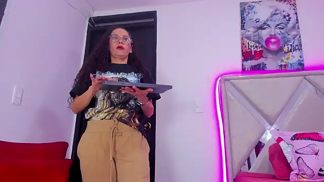 kataleya saenz1 online show from 07-09-26, 12:31