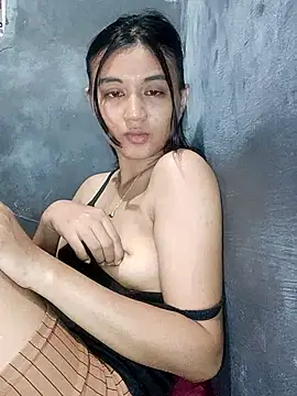 Snapshot of Rayya_4yy chatting on 07-19-26, 09:40 Rayya 4yy online show from 07-19-26, 09:40