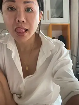 Snapshot of Sao-mei chatting on 07-26-26, 01:58 Sao-mei online show from 07-26-26, 01:58