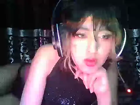 Snapshot of kittenpasive30 chatting on 06-30-26, 02:45 kittenpasive30 online show from 06-30-26, 02:45