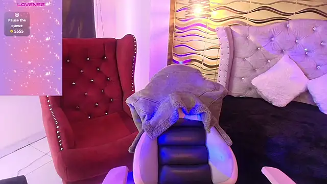  Ninaharpper online show from 06-19-26, 07:28