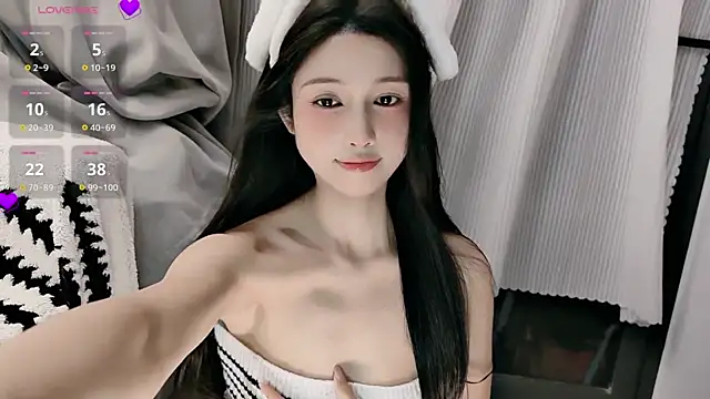Snapshot of lulu-789 chatting on 07-01-26, 01:13 lulu-789 online show from 07-01-26, 01:13