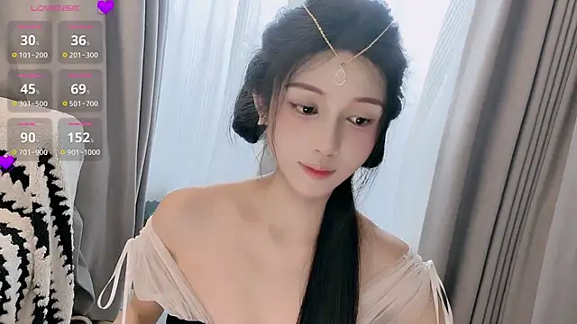 Snapshot of lulu-789 chatting on 07-08-26, 03:44 lulu-789 online show from 07-08-26, 03:44