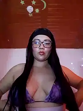 litle hot online show from 06-16-26, 10:34