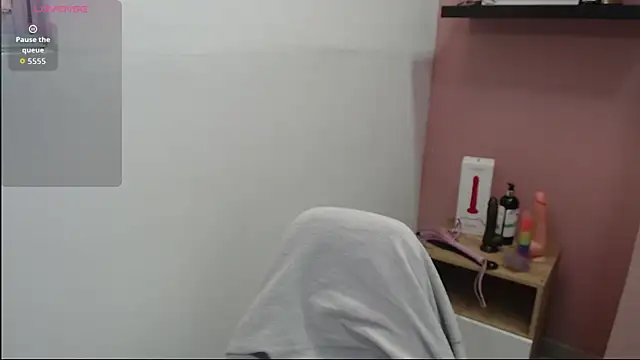 Snapshot of black_velvet chatting on 07-28-26, 03:21 black velvet online show from 07-28-26, 03:21