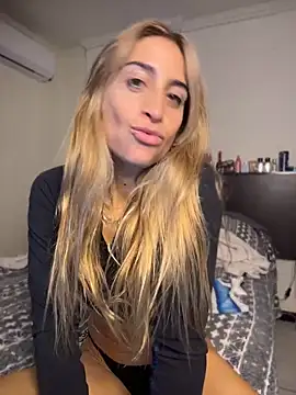 NicoleWilder online show from 07-01-26, 03:01