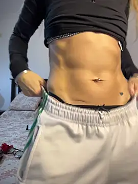 NicoleWilder online show from 07-04-26, 12:11