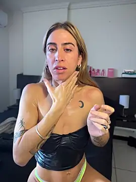 NicoleWilder online show from 07-17-26, 01:18