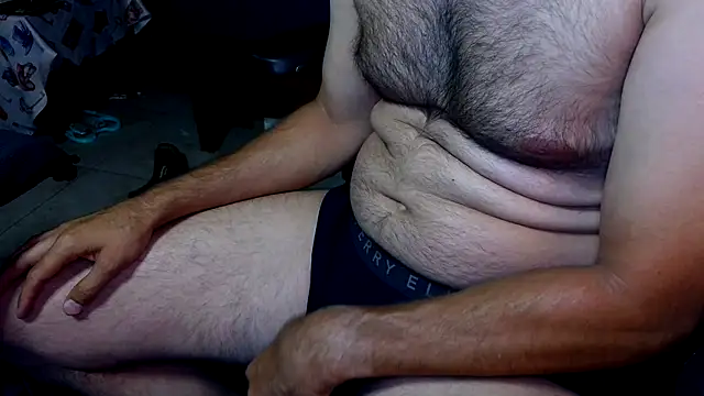 Snapshot of talltannhandsome chatting on 07-31-26, 11:42 talltannhandsome online show from 07-31-26, 11:42