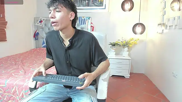 Jake Falcon online show from 06-19-26, 11:25