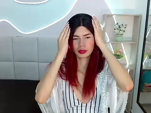 Snapshot of Jazmiin_Rosee chatting on 06-20-26, 12:52 Jazmiin Rosee online show from 06-20-26, 12:52