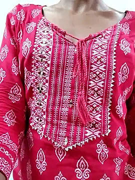 Snapshot of simran_kaur01 chatting on 06-11-26, 07:28 simran kaur01 online show from 06-11-26, 07:28