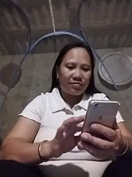 Snapshot of Chily-yy chatting on 07-25-26, 03:31 Chily-yy online show from 07-25-26, 03:31
