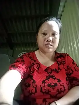 Snapshot of Chily-yy chatting on 07-27-26, 03:46 Chily-yy online show from 07-27-26, 03:46
