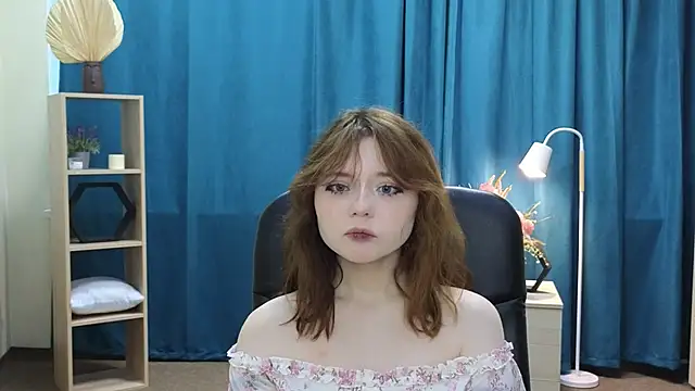 Snapshot of JacqulineGaretson chatting on 06-15-26, 02:58 JacqulineGaretson online show from 06-15-26, 02:58