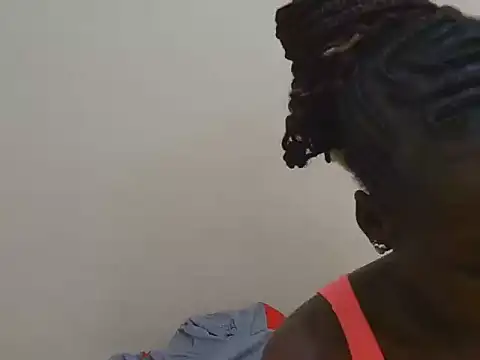 Snapshot of Arriana_ chatting on 07-22-26, 11:24 Arriana online show from 07-22-26, 11:24