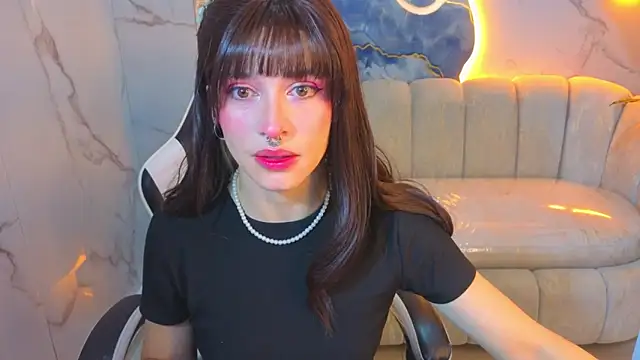 Lily Tx online show from 06-20-26, 12:41