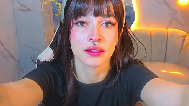 Lily Tx online show from 06-23-26, 12:36