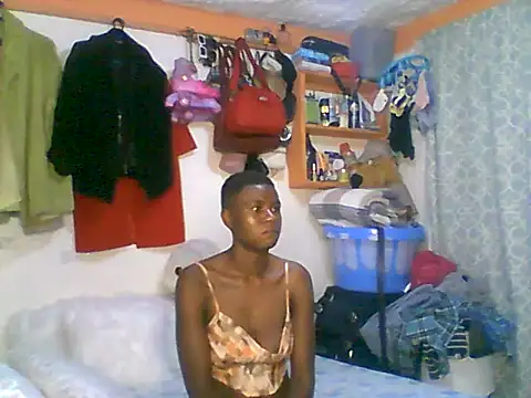 Snapshot of Ladysweetness23 chatting on 06-25-26, 01:16 Ladysweetness23 online show from 06-25-26, 01:16