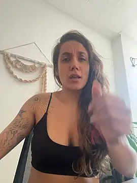 Snapshot of SOPHIA_VELMONT chatting on 07-07-26, 04:11 SOPHIA VELMONT online show from 07-07-26, 04:11