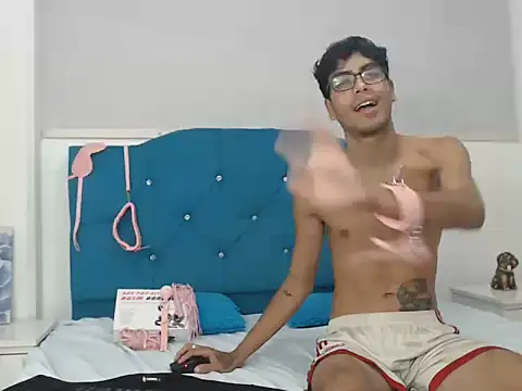 Snapshot of Jack_Blacck chatting on 07-14-26, 01:17 Jack Blacck online show from 07-14-26, 01:17