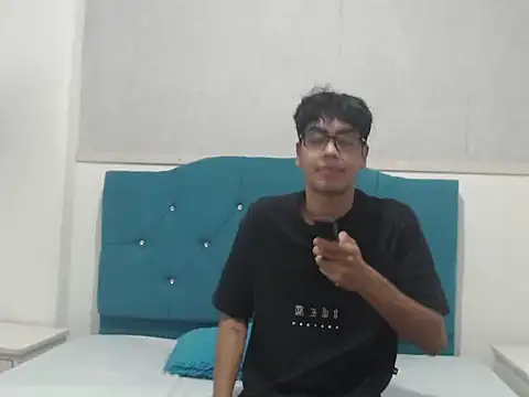 Snapshot of Jack_Blacck chatting on 07-16-26, 01:39 Jack Blacck online show from 07-16-26, 01:39