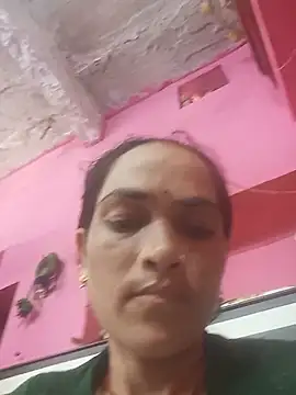 Snapshot of HOkajal78 chatting on 07-05-26, 07:15 HOkajal78 online show from 07-05-26, 07:15