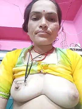 Snapshot of HOkajal78 chatting on 07-17-26, 02:45 HOkajal78 online show from 07-17-26, 02:45