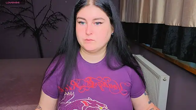 Snapshot of CessieBler chatting on 06-26-26, 05:39 CessieBler online show from 06-26-26, 05:39