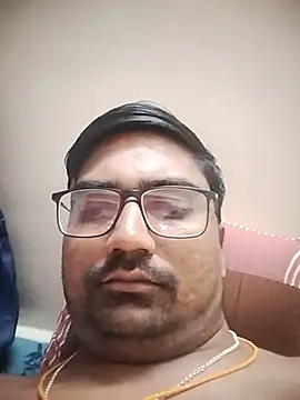 Snapshot of dhirusury050625 chatting on 06-22-26, 04:26 dhirusury050625 online show from 06-22-26, 04:26
