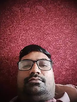 Snapshot of dhirusury050625 chatting on 07-26-26, 06:54 dhirusury050625 online show from 07-26-26, 06:54