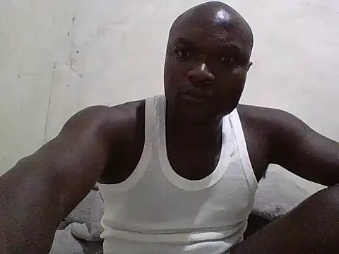 Snapshot of Hunky-Zee chatting on 06-14-26, 03:30 Hunky-Zee online show from 06-14-26, 03:30