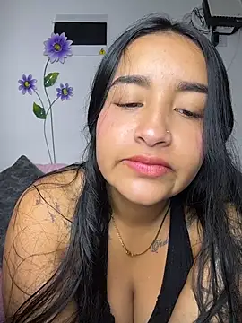 Snapshot of Celeste_1Sweet chatting on 07-08-26, 01:26 Celeste 1Sweet online show from 07-08-26, 01:26