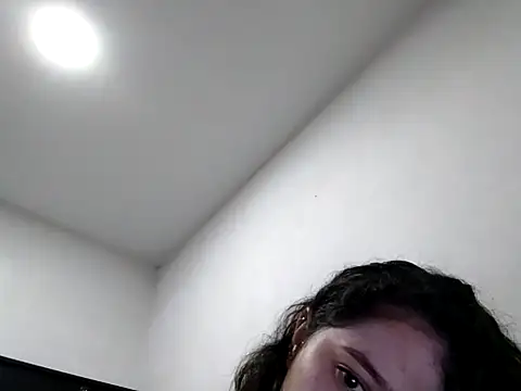 aisha duque  online show from 07-25-26, 11:46