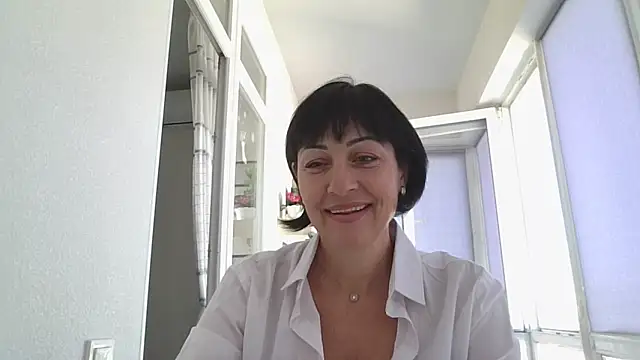 Snapshot of Lakomka499 chatting on 06-19-26, 05:12 Lakomka499 online show from 06-19-26, 05:12