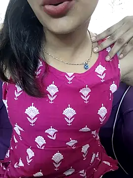 Ritika jha01 online show from 08-04-26, 02:48