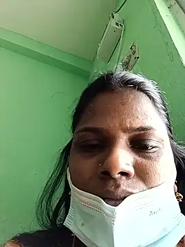 Snapshot of Tamil_Kaviyazhini chatting on 06-19-26, 03:55 Tamil Kaviyazhini online show from 06-19-26, 03:55