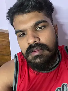Snapshot of vinay1018 chatting on 06-18-26, 08:02 vinay1018 online show from 06-18-26, 08:02