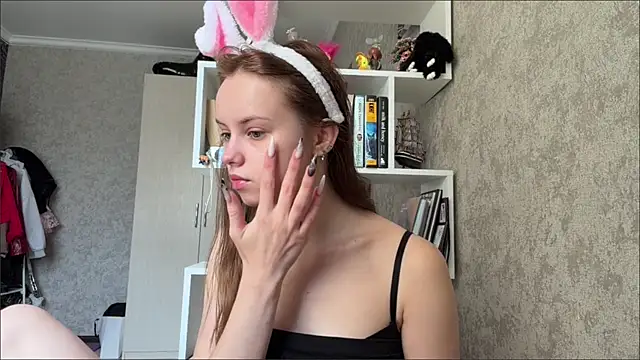 Snapshot of Mollybeans chatting on 07-22-26, 11:02 Mollybeans online show from 07-22-26, 11:02