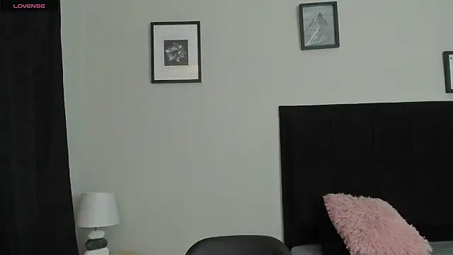 Sara B online show from 06-28-26, 05:52