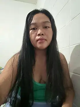 Snapshot of angel_kisses06 chatting on 07-06-26, 10:45 angel kisses06 online show from 07-06-26, 10:45