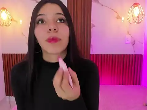 MadissonLewis1 online show from 06-27-26, 01:28